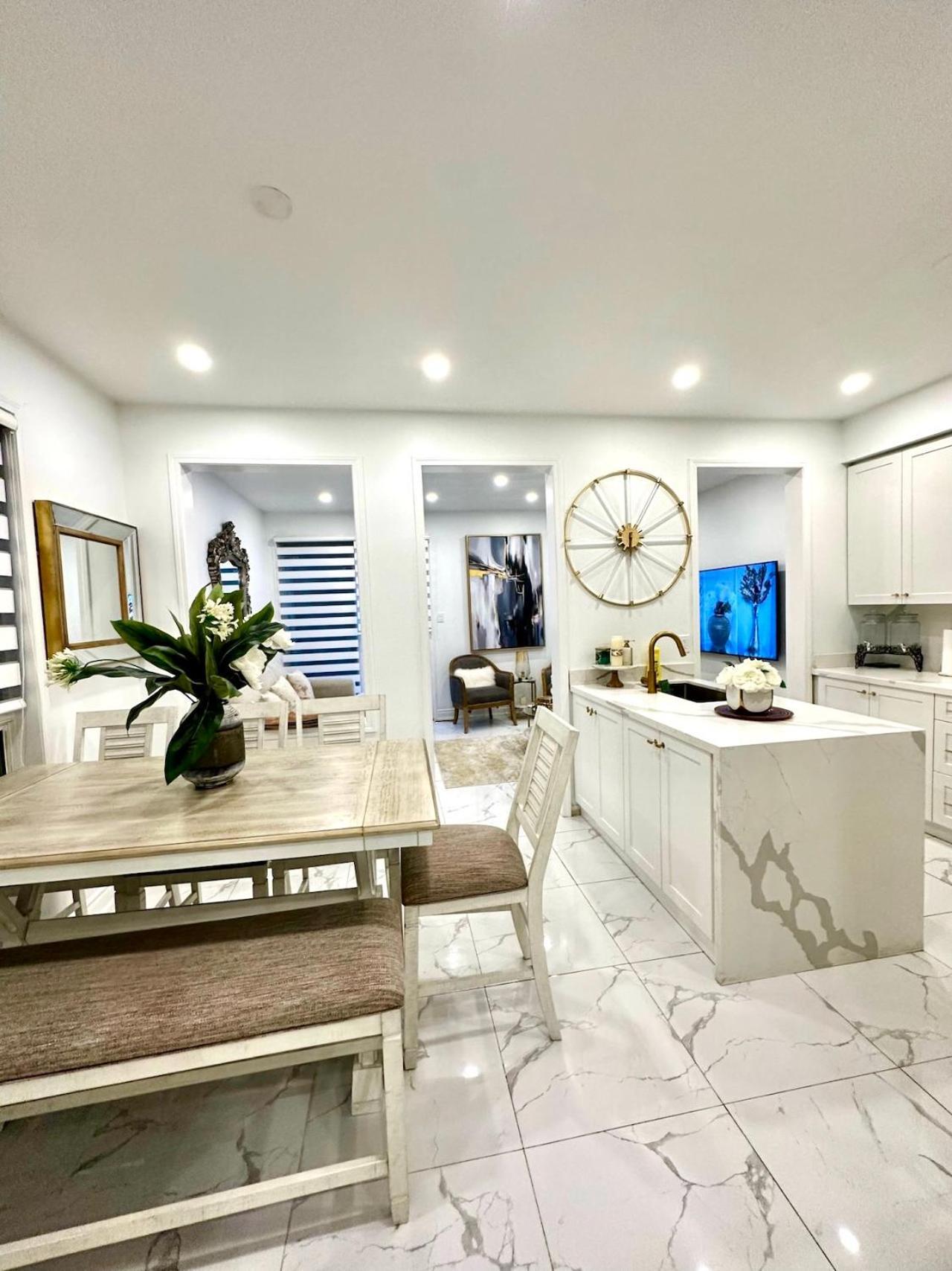 Luxury Home In Toronto 密西沙加 外观 照片