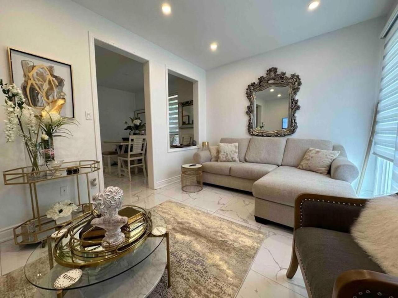 Luxury Home In Toronto 密西沙加 外观 照片
