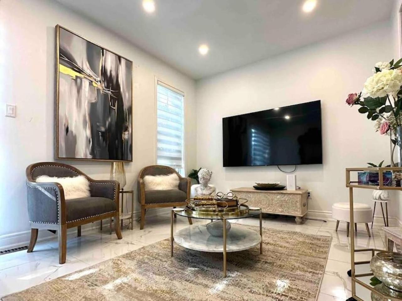 Luxury Home In Toronto 密西沙加 外观 照片