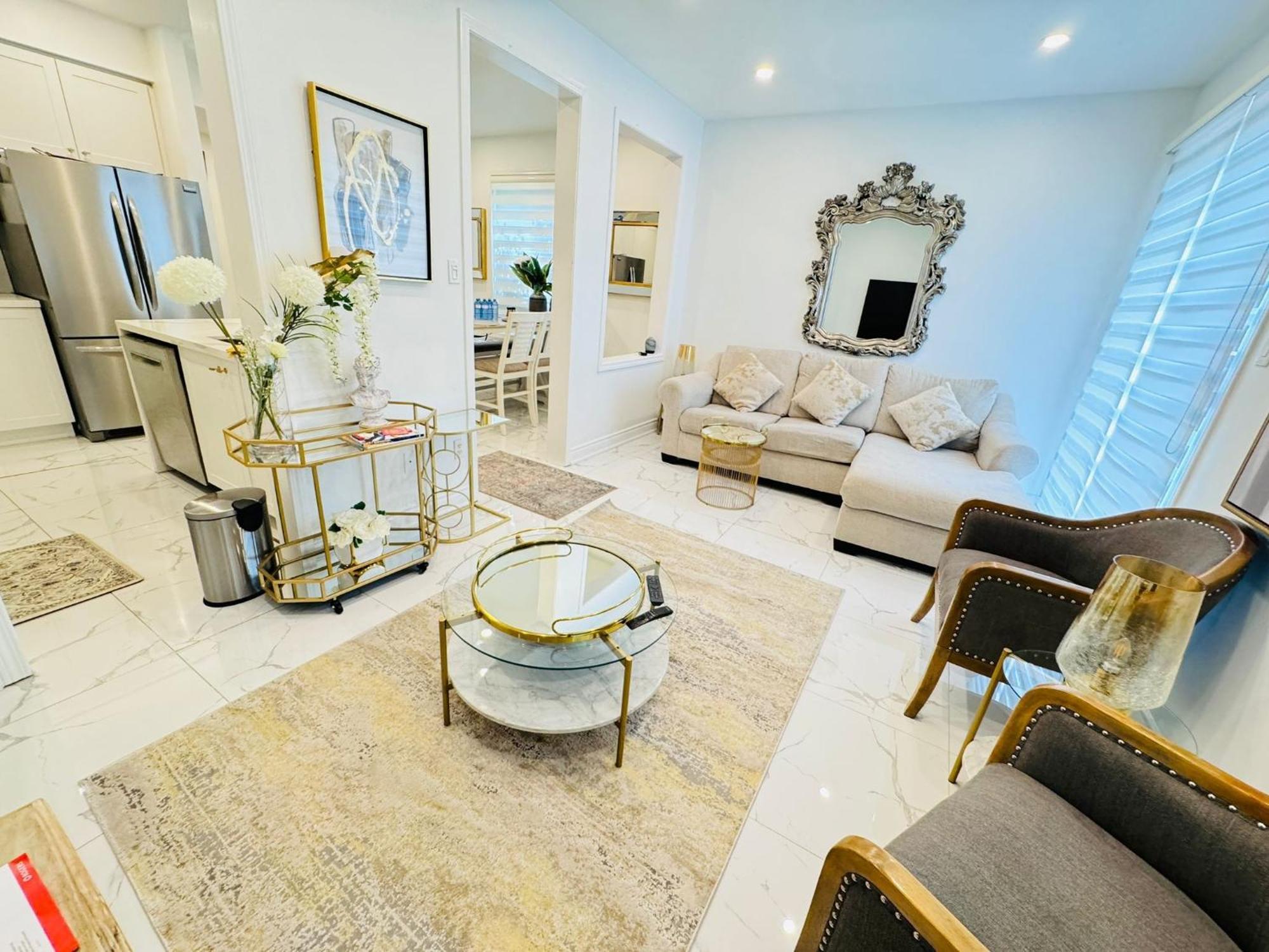 Luxury Home In Toronto 密西沙加 外观 照片