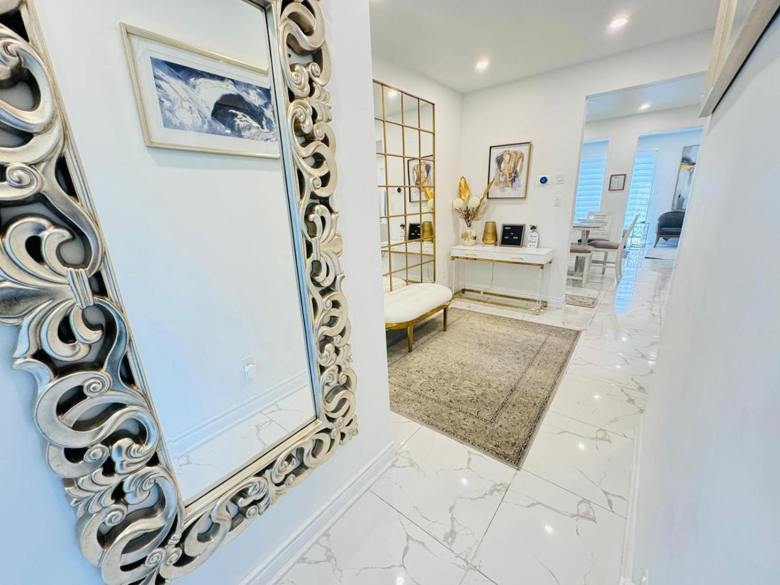 Luxury Home In Toronto 密西沙加 外观 照片